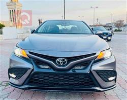 تۆیۆتا کامری